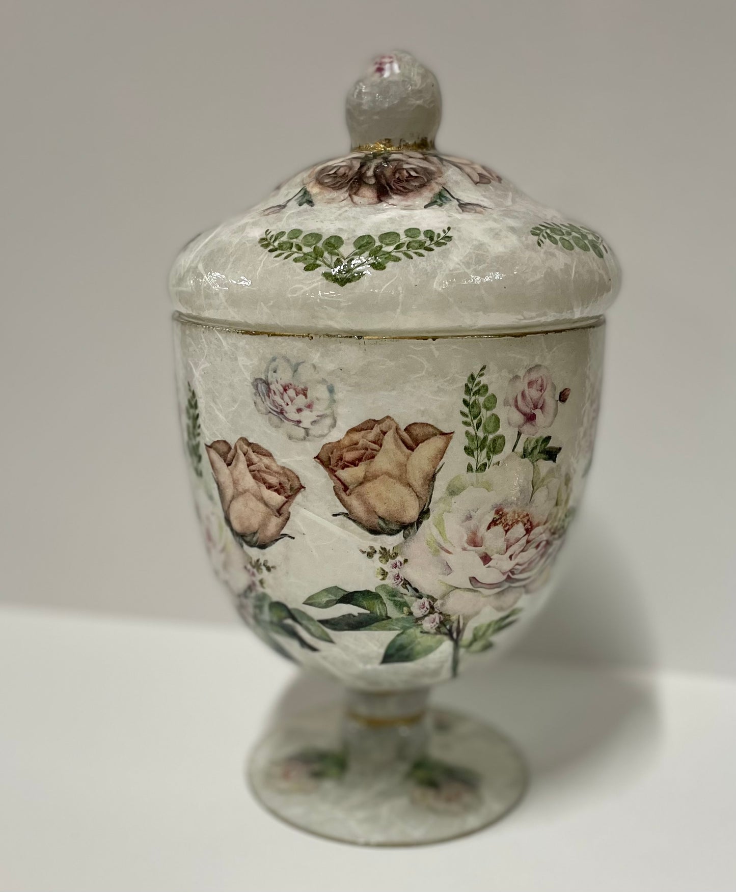 Rose large candy dish/apothecary jar